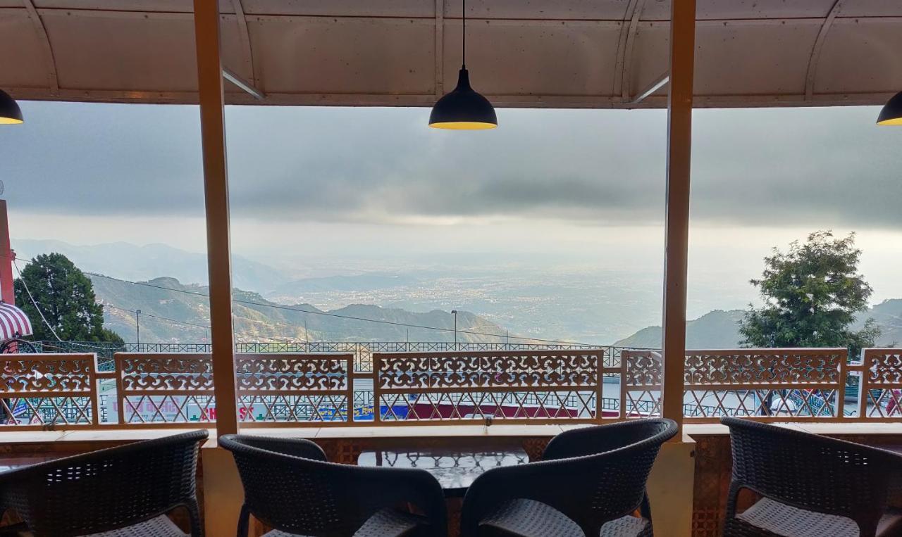The Three Oaks Boutique Hotel Массури Экстерьер фото